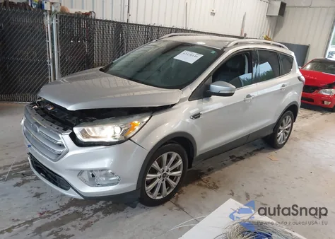 2017 Ford Escape Titanium z USA, uszkodzony, nr VIN 1FMCU9JD3HUD37432